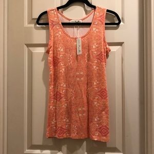 Simply Noelle tank top